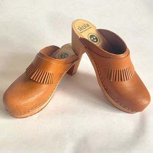 SKOLA Swedish clogs, size 39, color whiskey brown